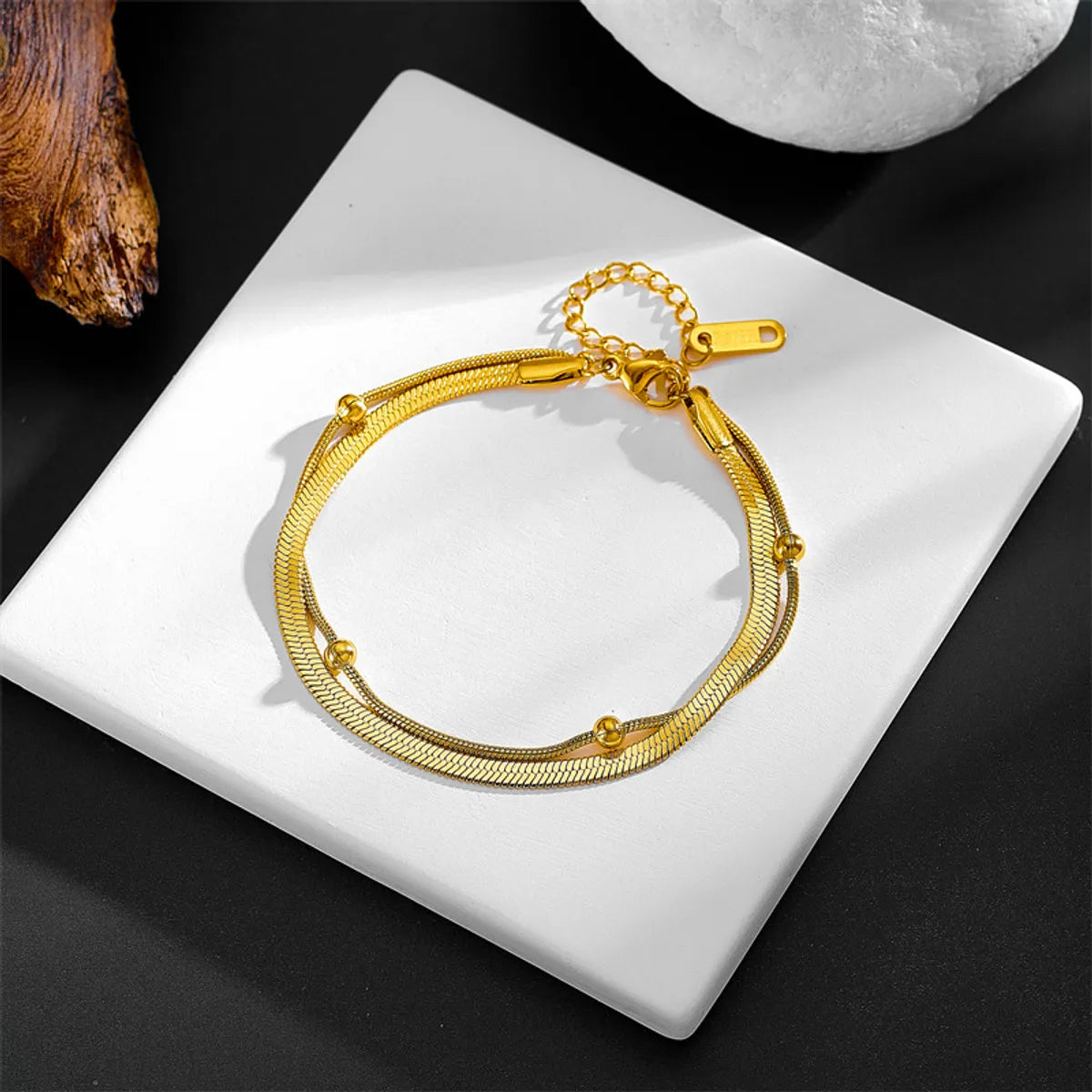 Simple Style Solid Color Titanium Steel Plating 18k Gold Plated Bracelets