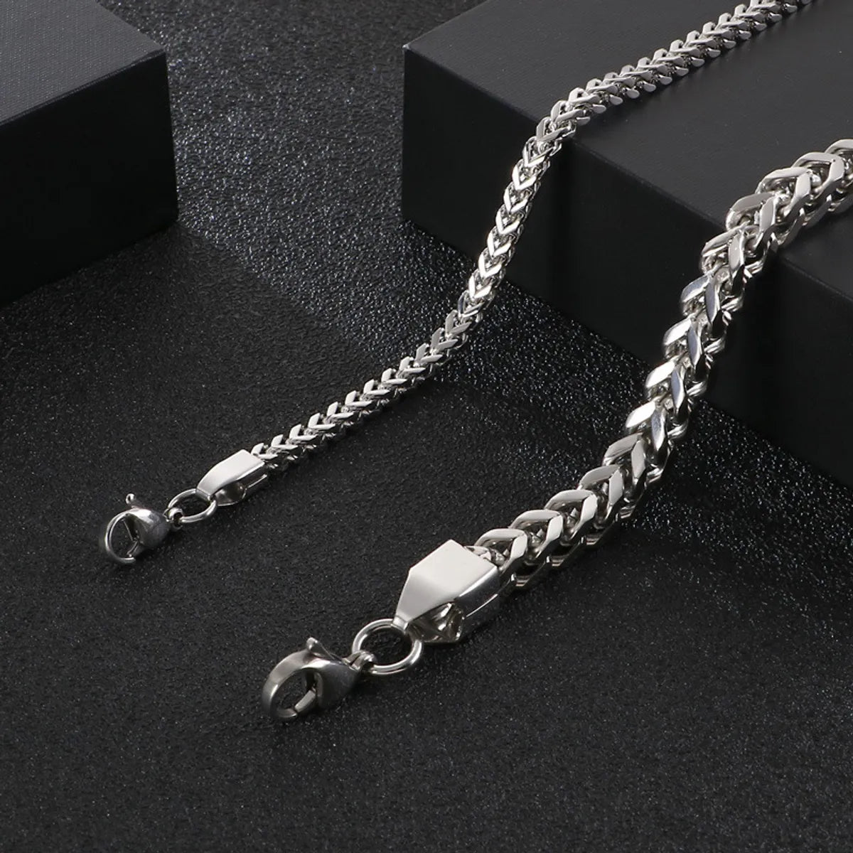 Simple Style Solid Color Titanium Steel Plating Chain 18K Gold Plated Men'S Bracelets