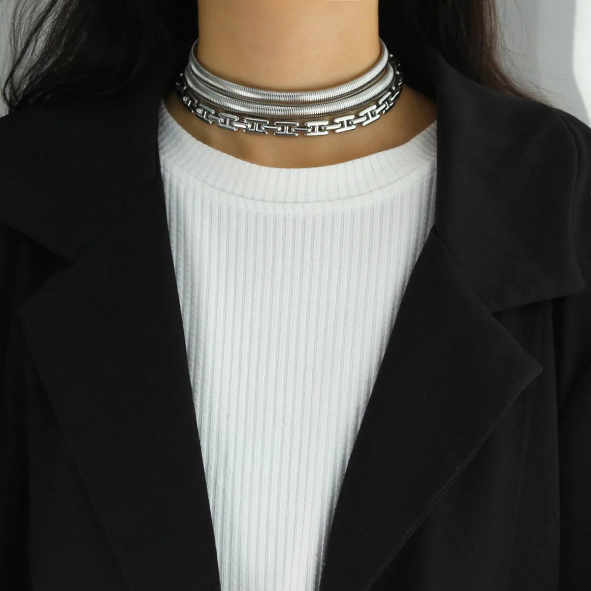 Simple Style Solid Color Titanium Steel Plating Choker