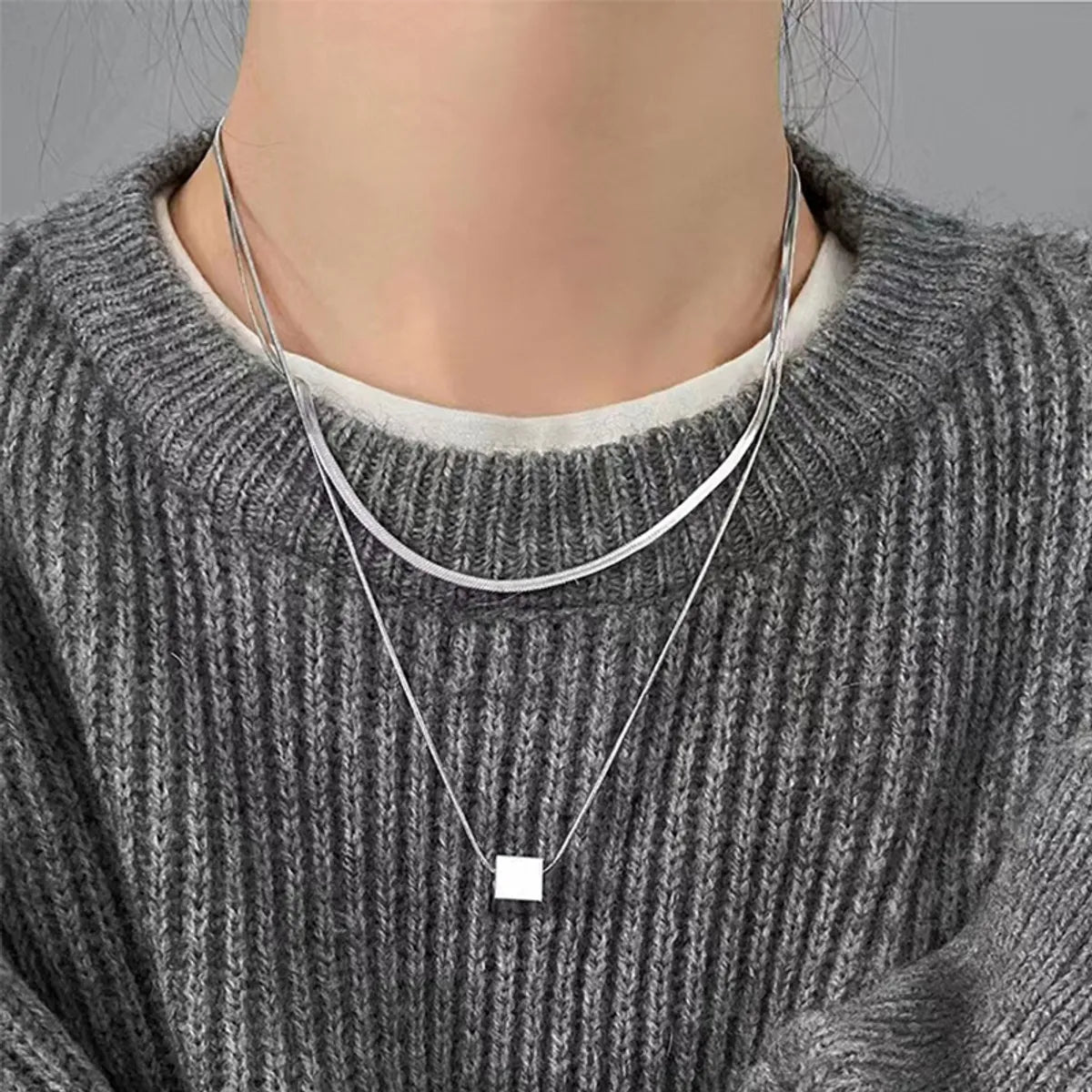 Simple Style Solid Color Titanium Steel Polishing Layered Necklaces