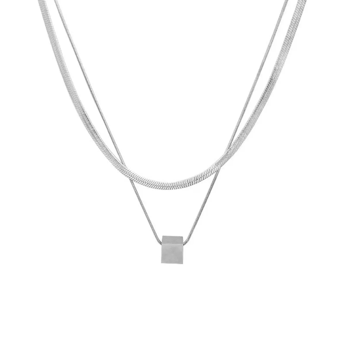 Simple Style Solid Color Titanium Steel Polishing Layered Necklaces