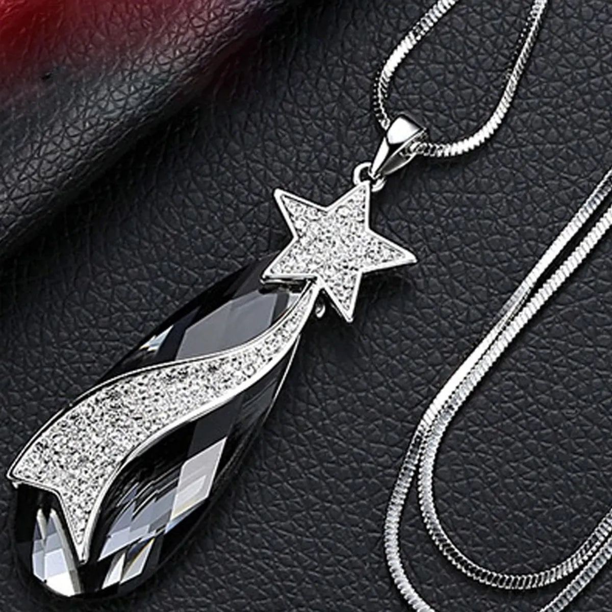 Simple Style Star Alloy Copper Inlay Rhinestones Women's Long Necklace