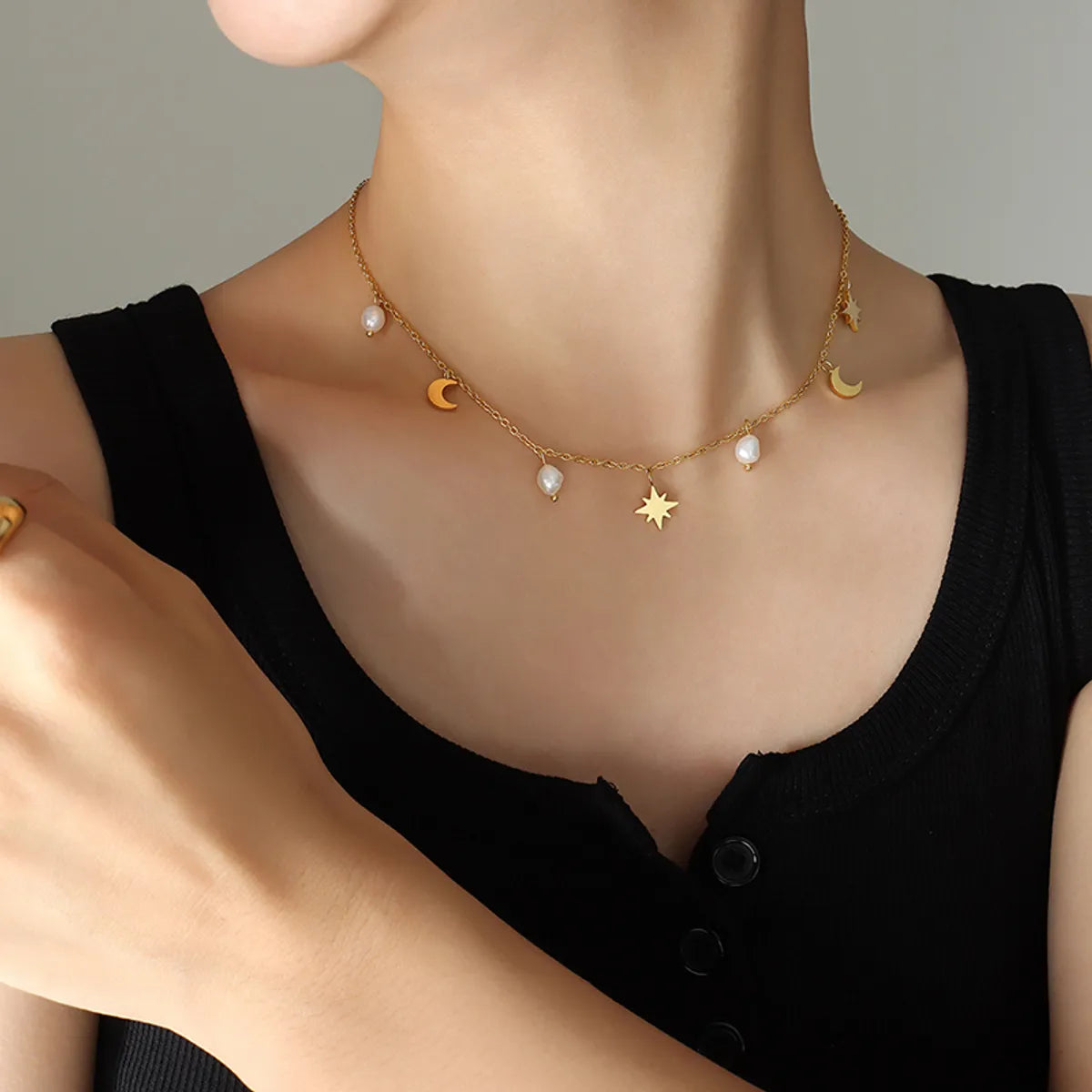 Simple Style Star Moon Titanium Steel Gold Plated Pearl Necklace