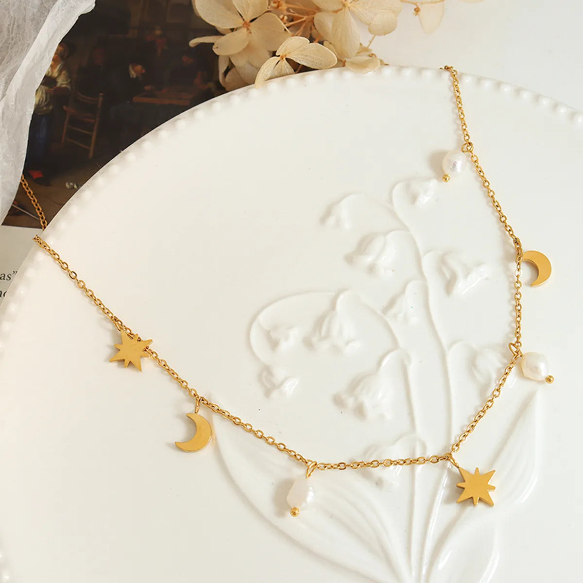 Simple Style Star Moon Titanium Steel Gold Plated Pearl Necklace