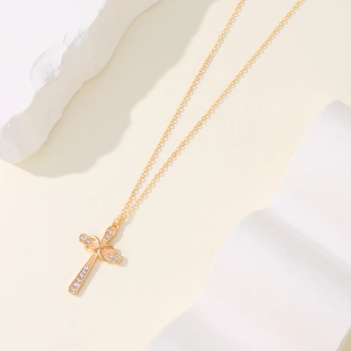 Simple Style Streetwear Cross Alloy Plating Inlay Zircon 14k Gold Plated Women's Pendant Necklace