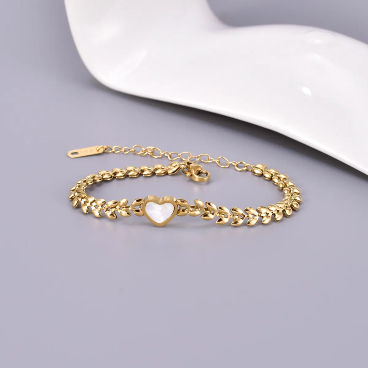 Simple Style Streetwear Solid Color 304 Stainless Steel Titanium Steel 18K Gold Plated Bracelets In Bulk