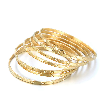 Simple Style Streetwear Solid Color Stainless Steel 18K Gold Plated Wristband In Bulk