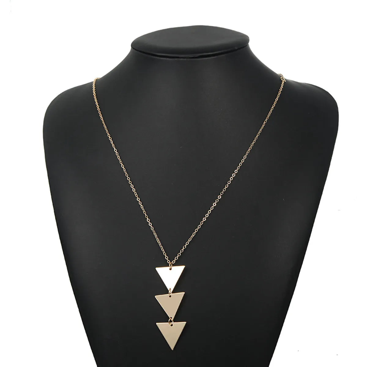 Simple Style Triangle Alloy Copper Plating Women'S Pendant Necklace Long Necklace