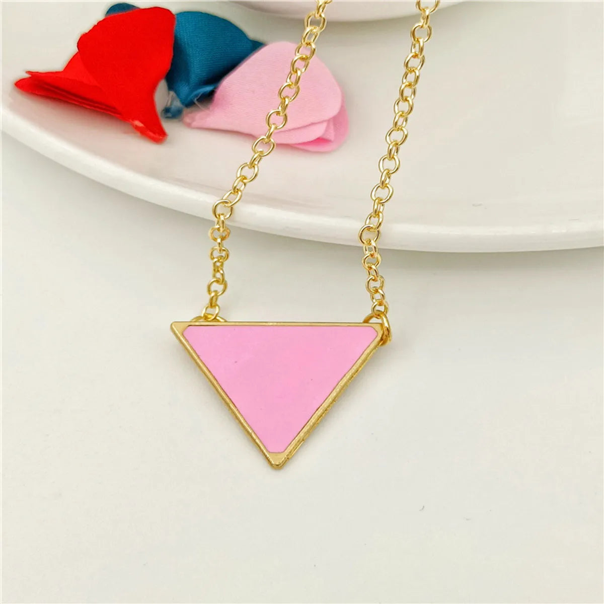 Simple Style Triangle Zinc Alloy Patchwork Women's Pendant Necklace