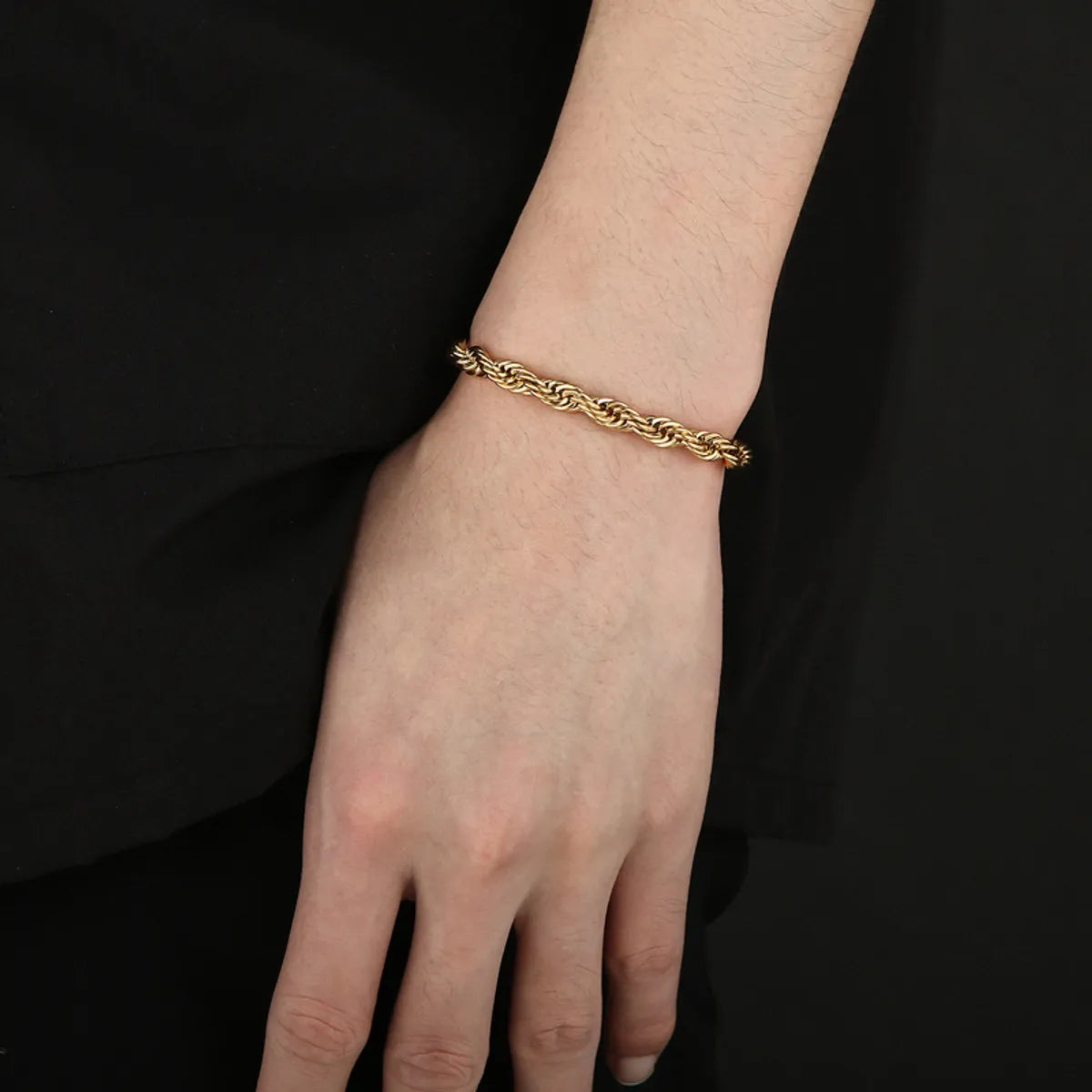 Simple Style Twist Stainless Steel 18K Gold Plated Bracelets In Bulk