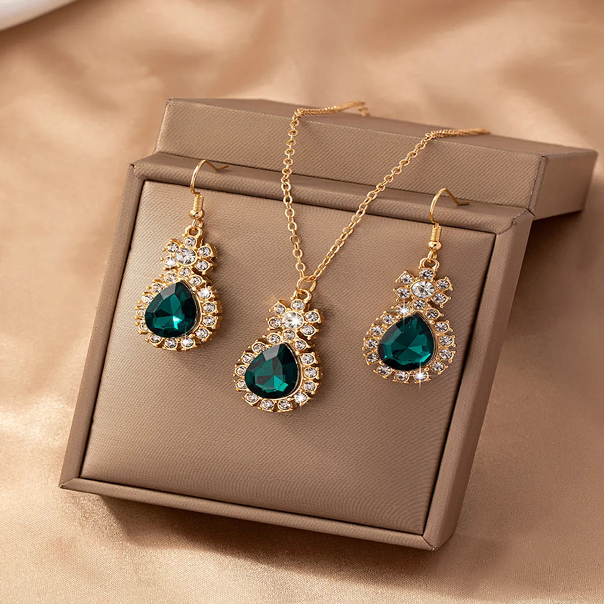 Simple Style Water Droplets Ferroalloy Plating Inlay Zircon Gold Plated Women's Jewelry Set