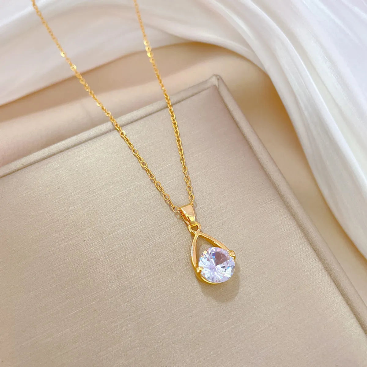 Simple Style Water Droplets Stainless Steel Copper Inlay Zircon Pendant Necklace