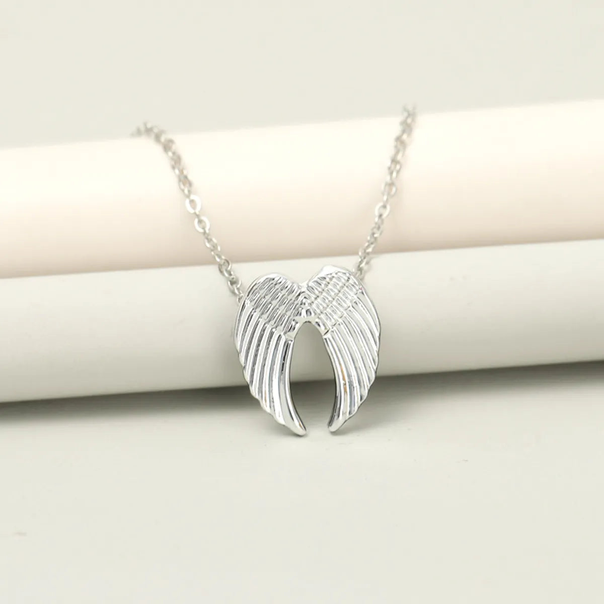 Simple Style Wings Alloy Women's Necklace 1 Piece