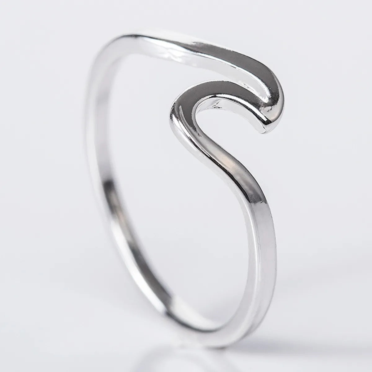 Simple Style Waves Alloy Plating No Inlaid Women's