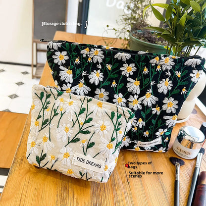 Small Fresh Embroidered Daisy Storage Bag Simple Portable Cosmetic Bag Female Student Artistic Pencil Bag Large Capacity Clutch Bag