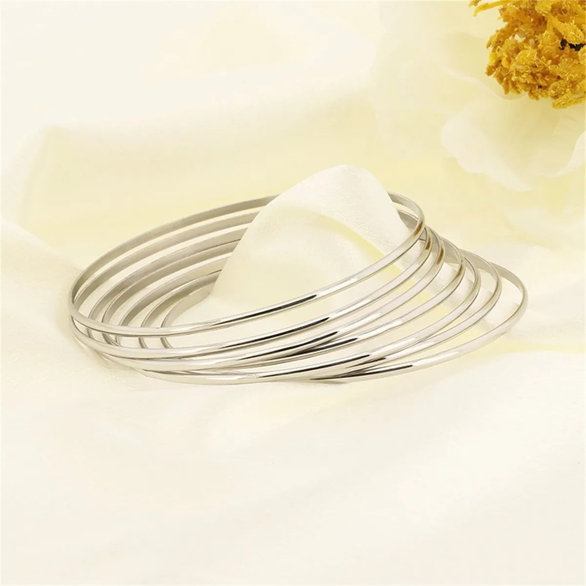 Solid Color Solid Color 304 Stainless Steel 18K Gold Plated Bangle In Bulk