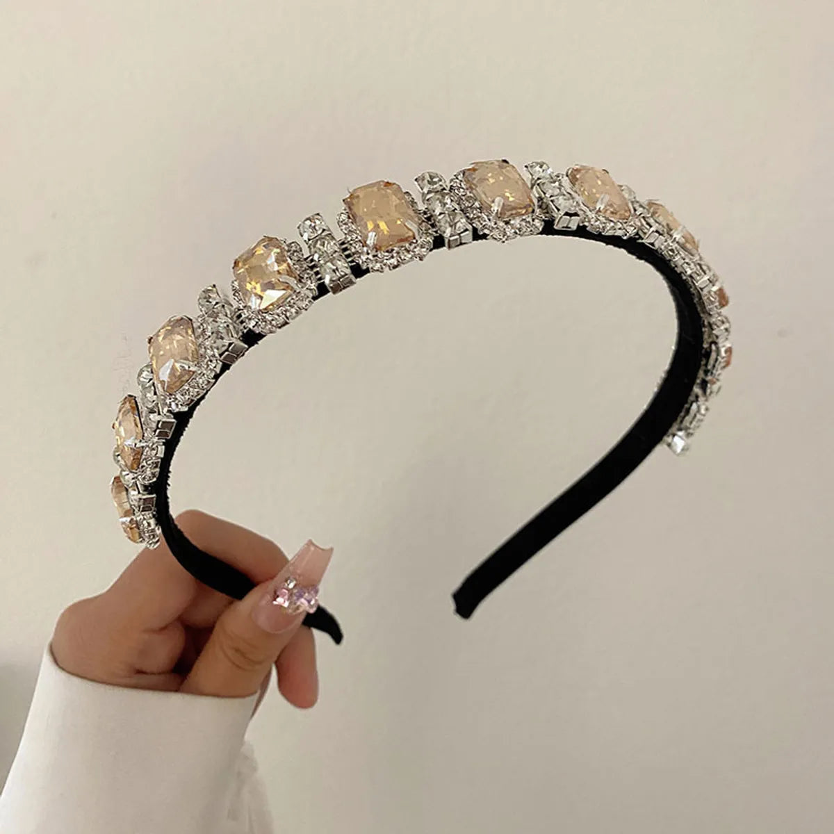 South Korea'S New Crystal Full Diamond Headband Summer Simple Hair Hole Steel Ring Thin Edge Headband Wholesale Nihaojewelry