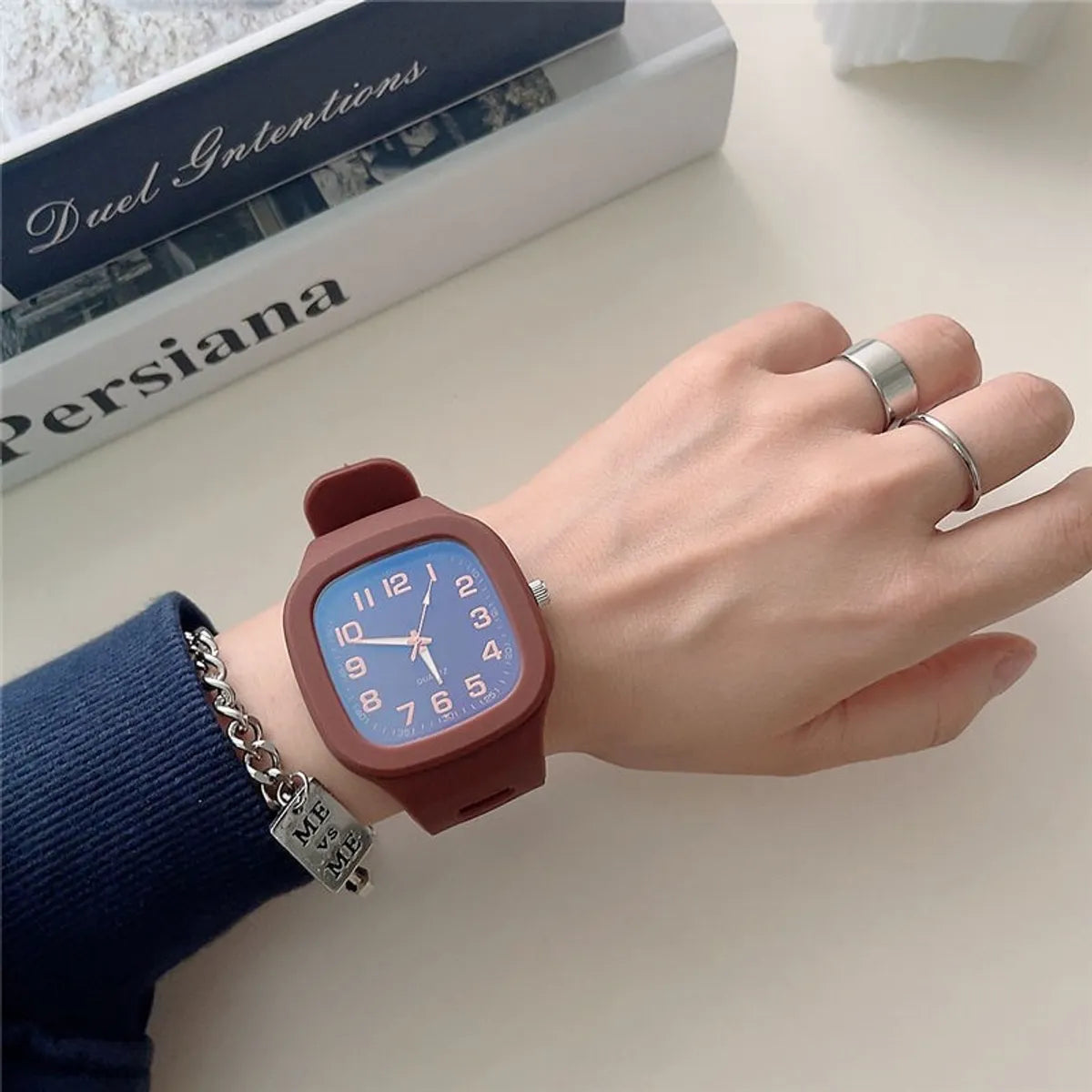 Sports Solid Color Quartz Women'S Watches