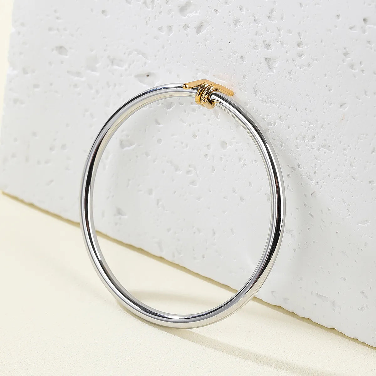 Stainless Steel 14K Gold Plated Vintage Style Simple Style Solid Color Plating Bangle