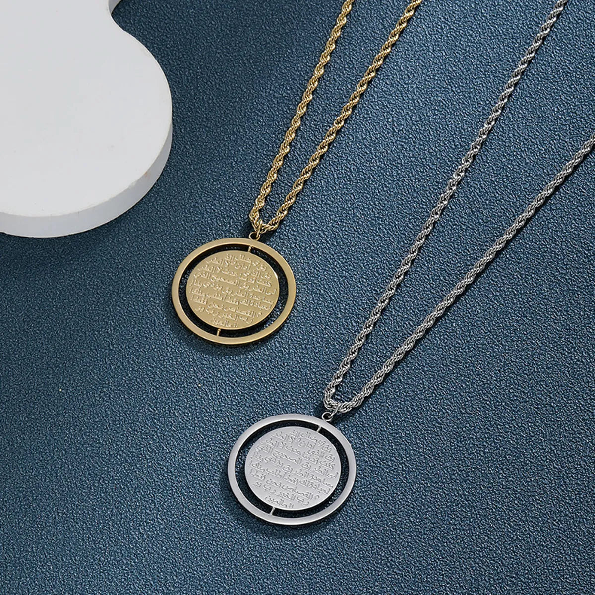 Stainless Steel 14K Gold Plated XUPING Simple Style Round Plating Pendant Necklace