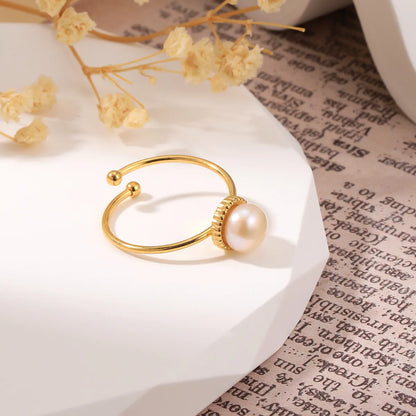 304 Stainless Steel 18K Gold Plated Elegant Plating Inlay Geometric Pearl Zircon Rings