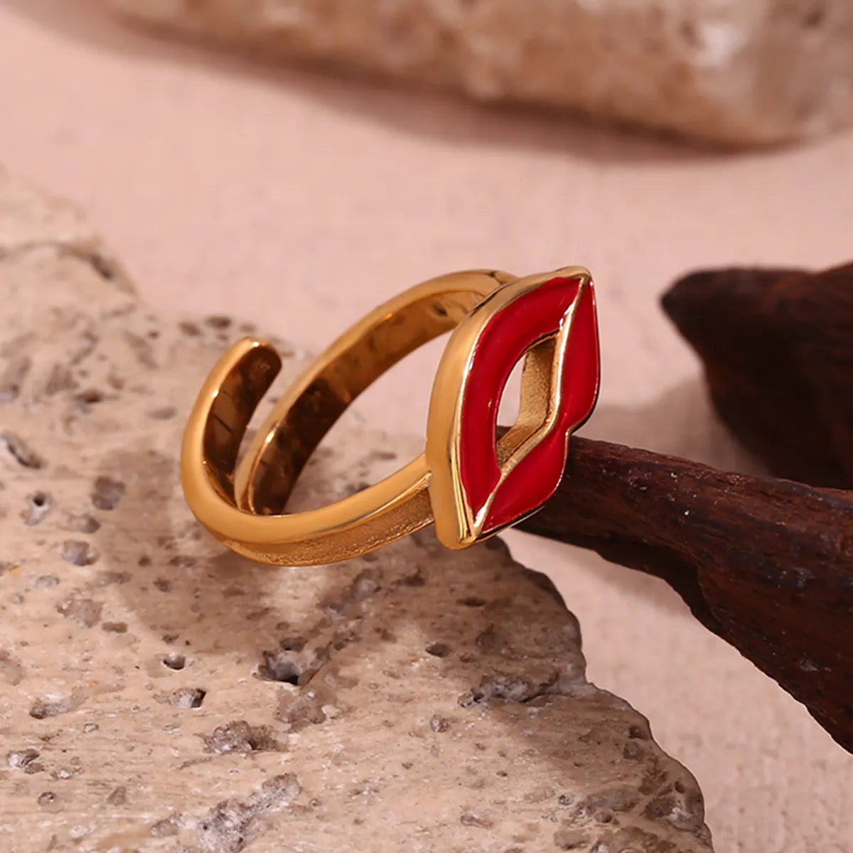 Stainless Steel 18K Gold Plated Elegant Retro Lips Enamel Open Rings