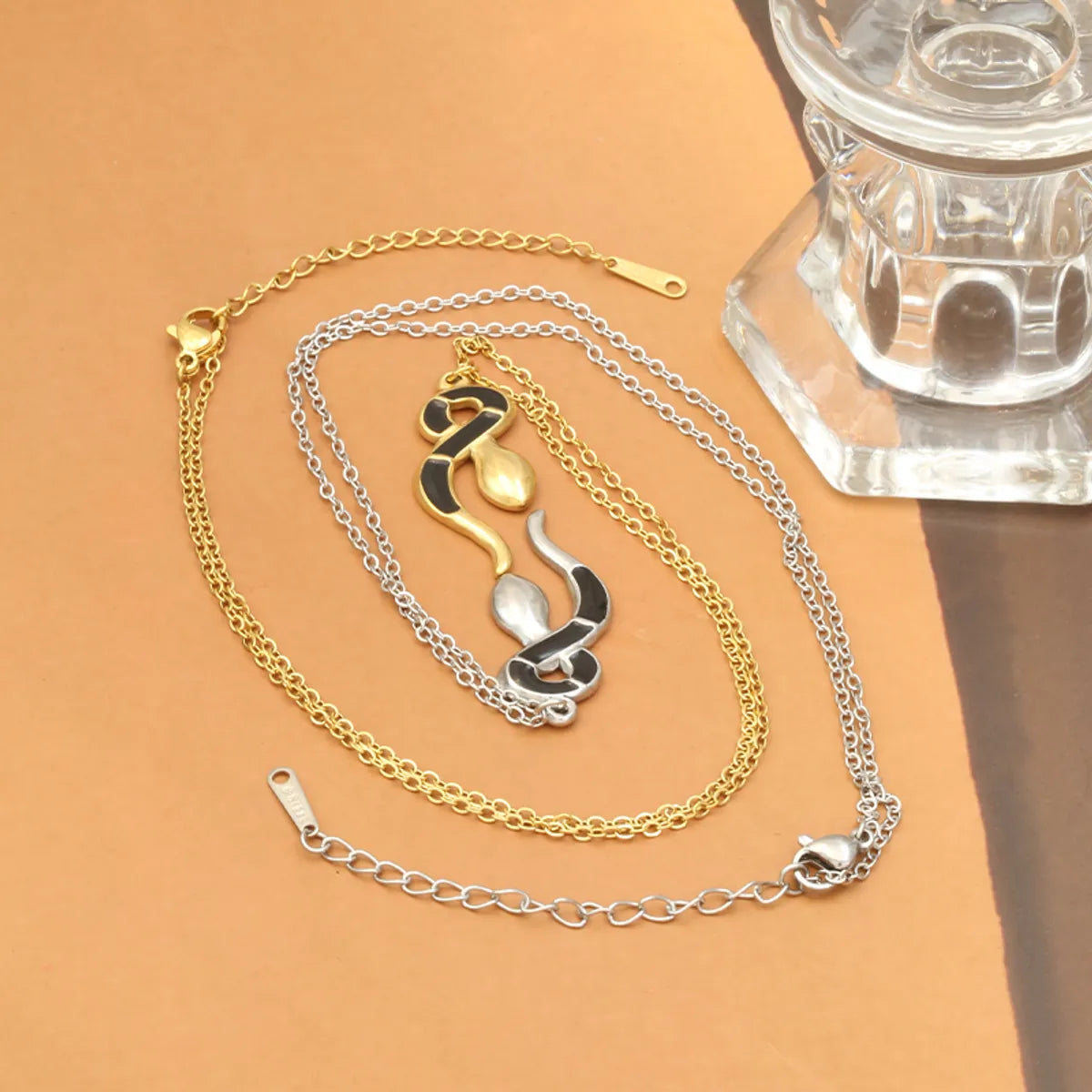 Stainless Steel 18K Gold Plated Retro Simple Style Snake Enamel Plating Pendant Necklace