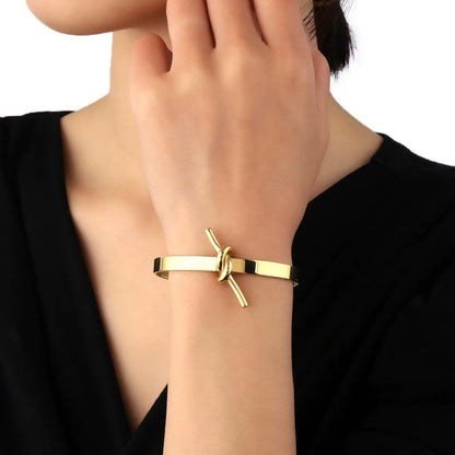 Stainless Steel 18K Gold Plated Simple Style Streetwear Solid Color Bracelets