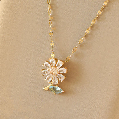 Stainless Steel Copper 18K Gold Plated Simple Style Plating Inlay Flower Zircon Pendant Necklace