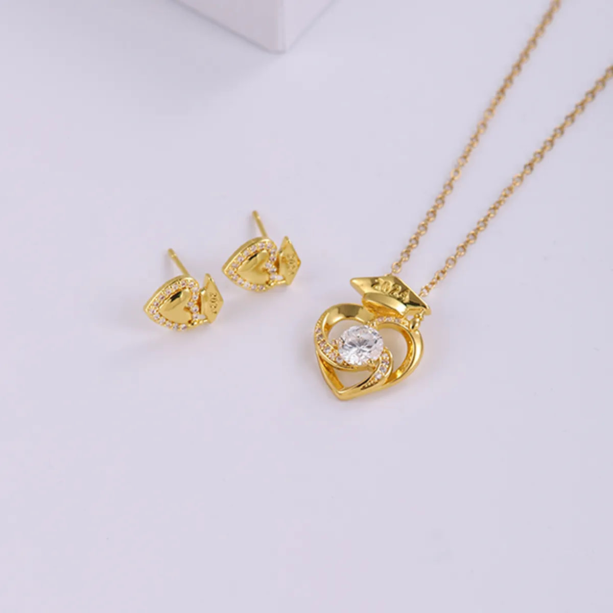 Wholesale Jewelry Casual Preppy Style Doctoral Cap Heart Shape 304 Stainless Steel Copper Zircon 18K Gold Plated Plating Inlay Jewelry Set