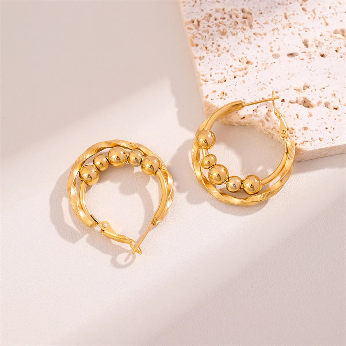 1 Pair Retro Simple Style C Shape Round Twist Plating Stainless Steel 18k Gold Plated Ear Studs