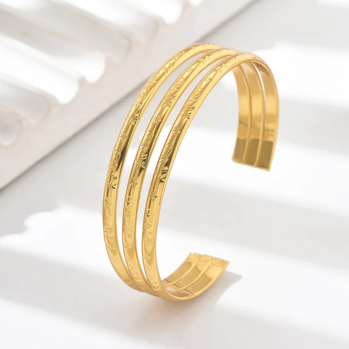 Stainless Steel Elegant Simple Style Solid Color Bangle