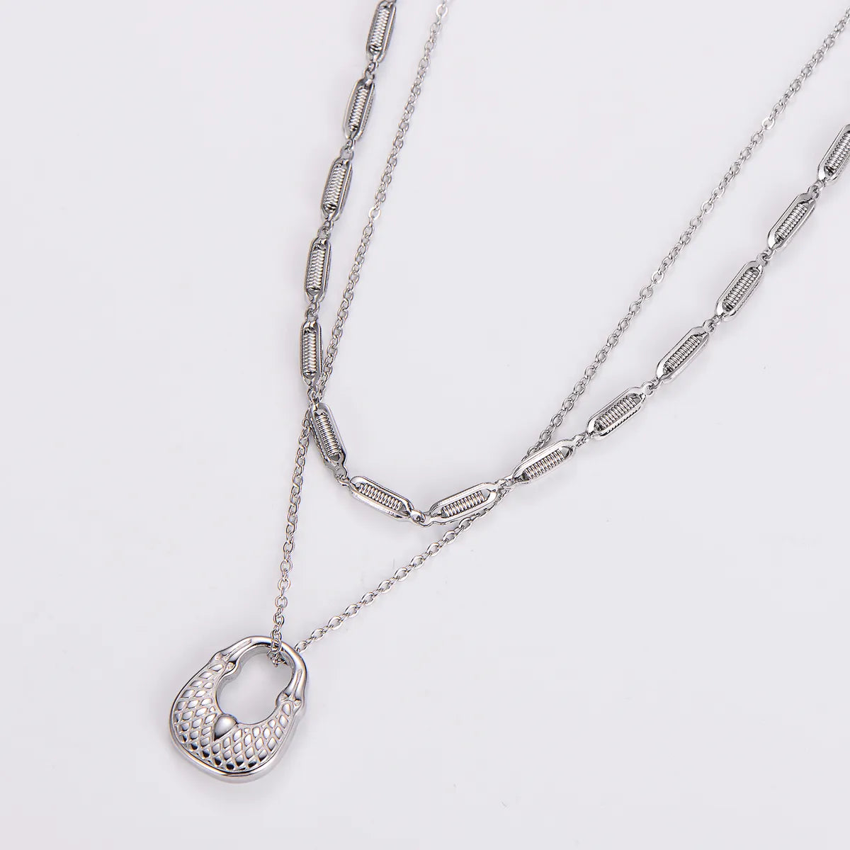 Stainless Steel Elegant Solid Color Pendant Necklace