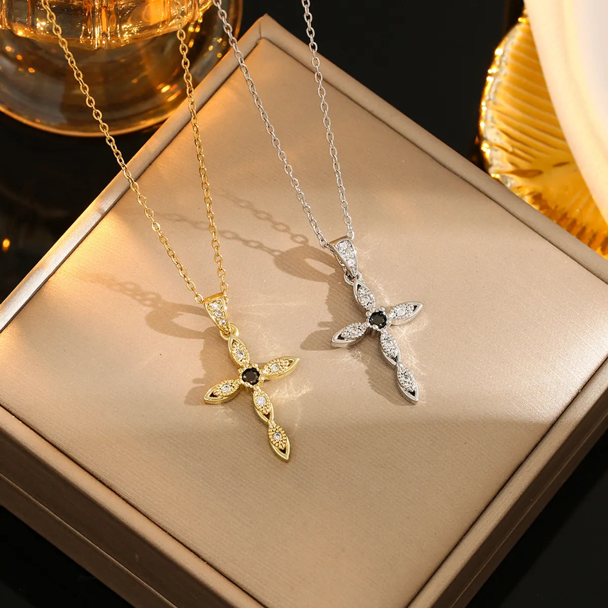 Stainless Steel Gold Plated Silver Plated Casual Commute Cross Inlay Zircon Pendant Necklace