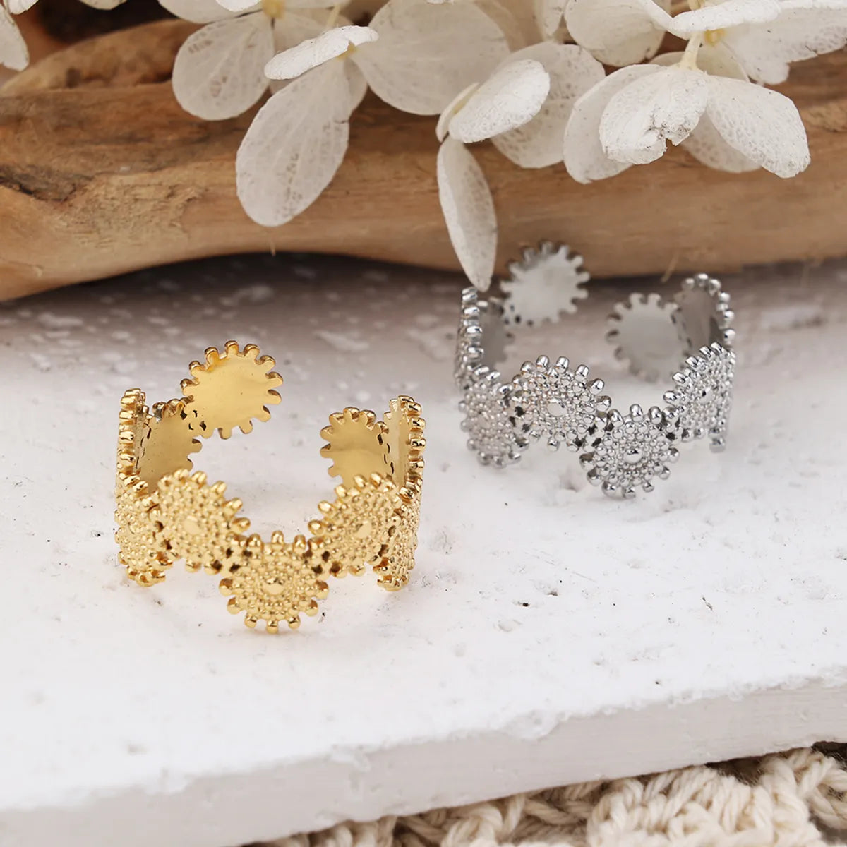 Stainless Steel Gold Plated Simple Style Plating Solid Color Rings