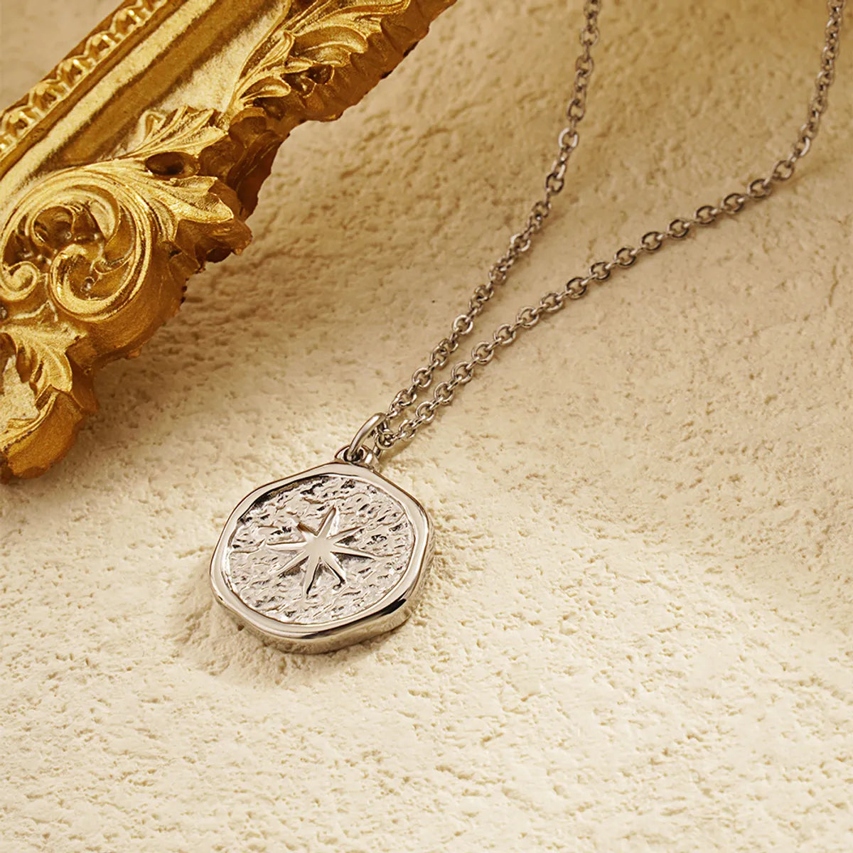 Stainless Steel Retro Simple Style Star Plating Pendant Necklace