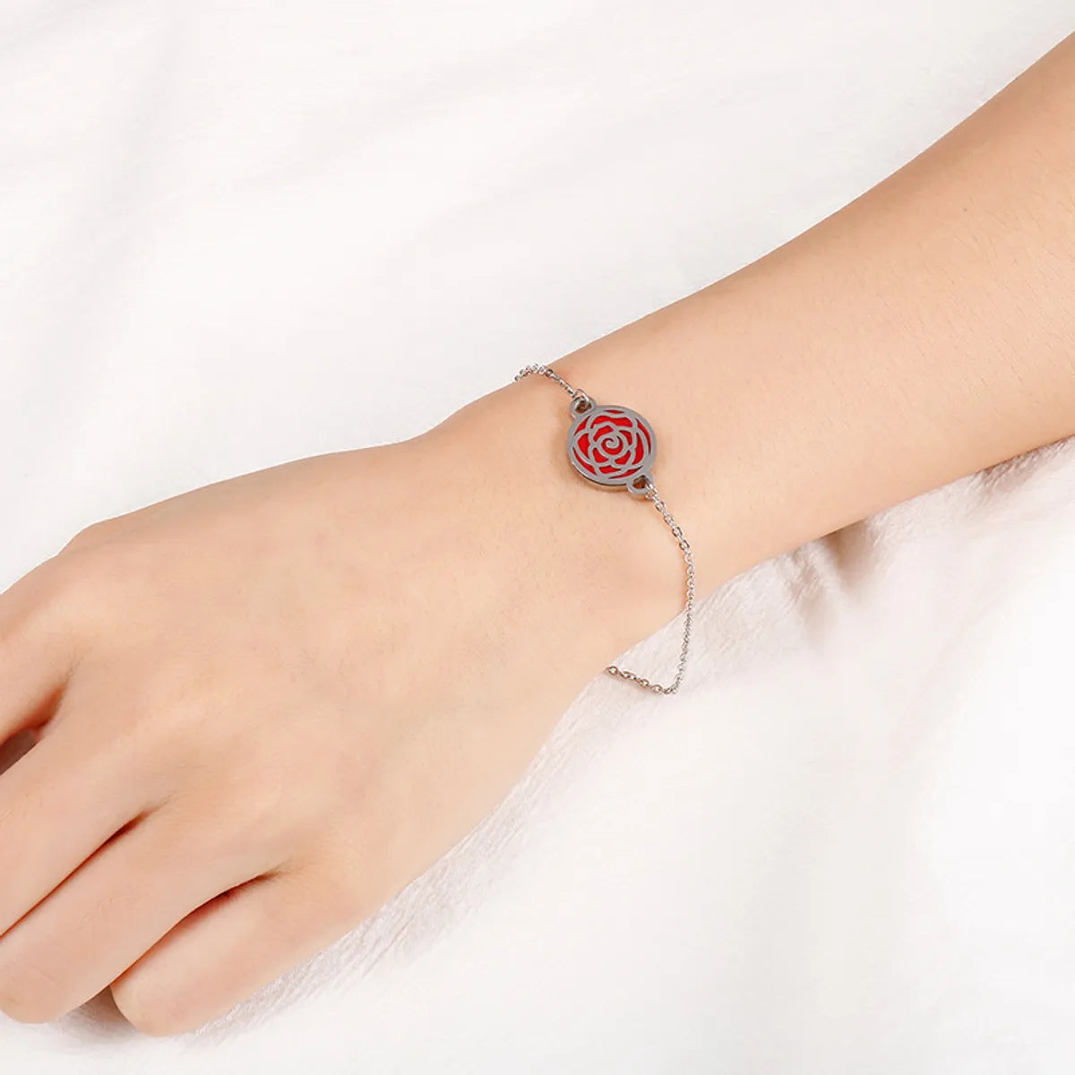 Stainless Steel Round Hollow Flower Bracelet Wholesale Jewelry Gooddiy