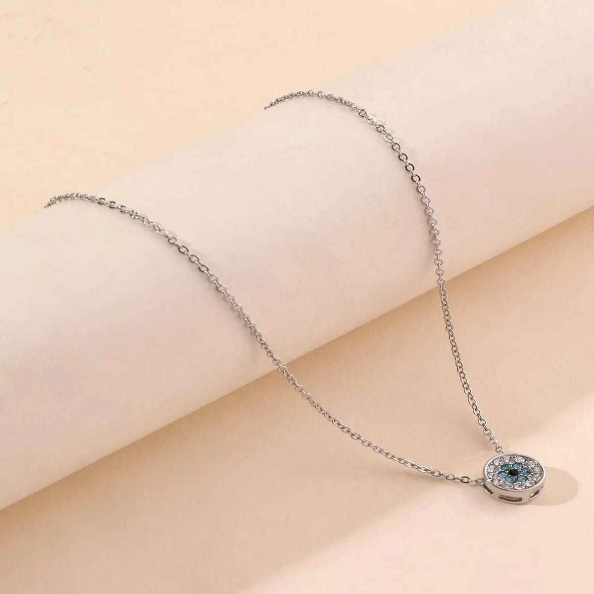 Stainless Steel Silver Plated Simple Style Round Tree Hollow Out Inlay Zircon Pendant Necklace