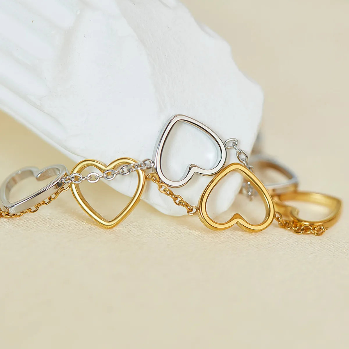 Stainless Steel Simple Style Heart Shape Plating Bracelets