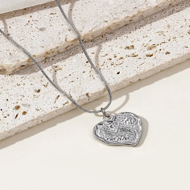 Wholesale Jewelry Simple Style Heart Shape Solid Color 304 Stainless Steel Charm Pendant Necklace