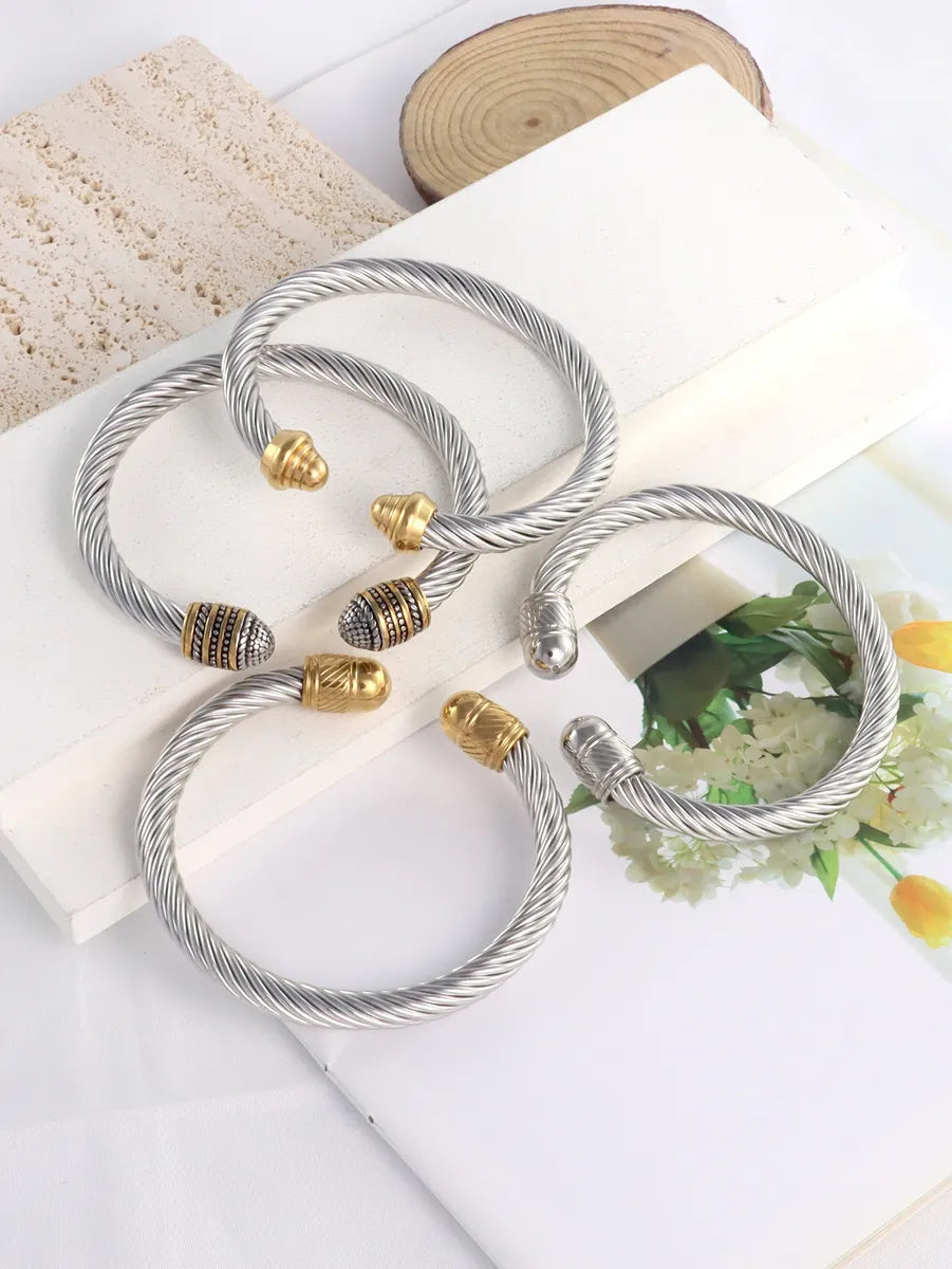 Stainless Steel Titanium Steel 18K Gold Plated Classic Style Color Block Spiral Stripe Bangle