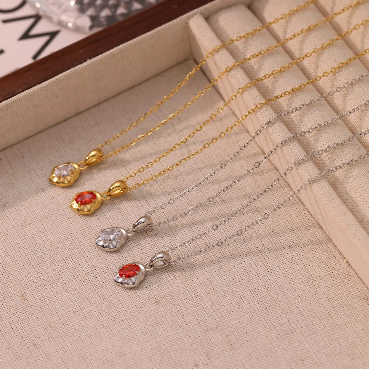 Stainless Steel White Gold Plated Gold Plated Elegant Asymmetrical Oval Plating Zircon Pendant Necklace