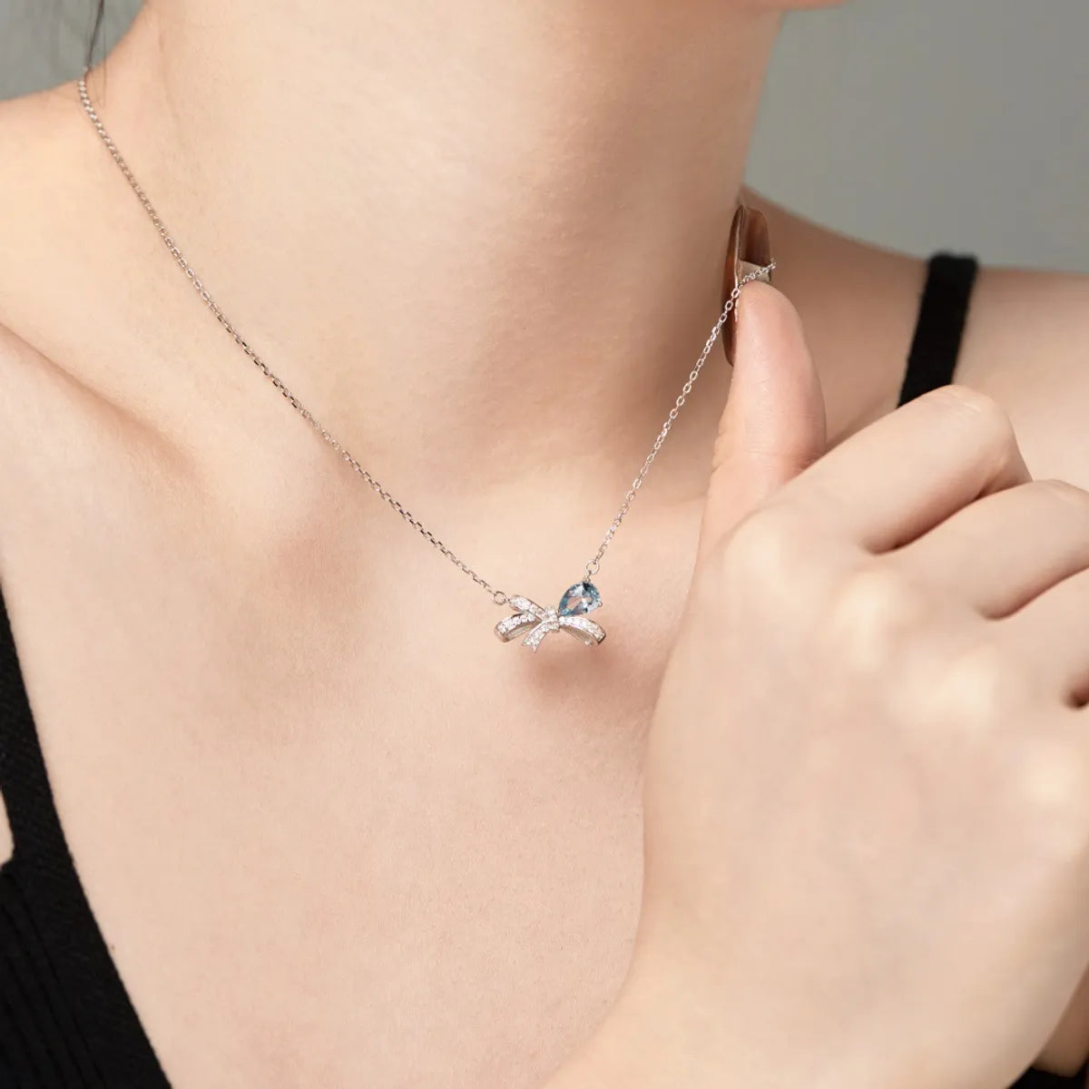 Sterling Silver Elegant Simple Style Bow Knot Plating Inlay Zircon Necklace