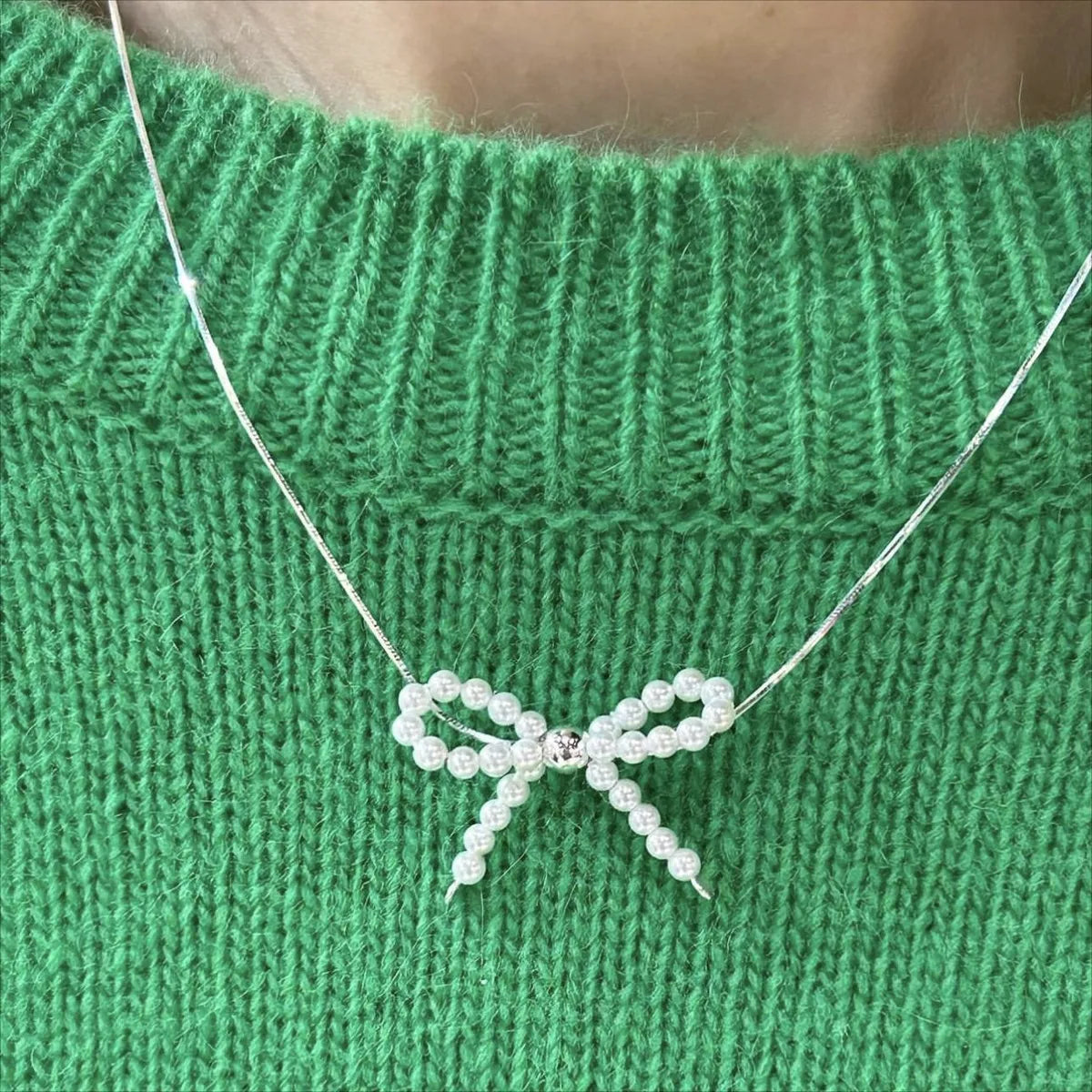 Sterling Silver Simple Style Bow Knot Pendant Necklace