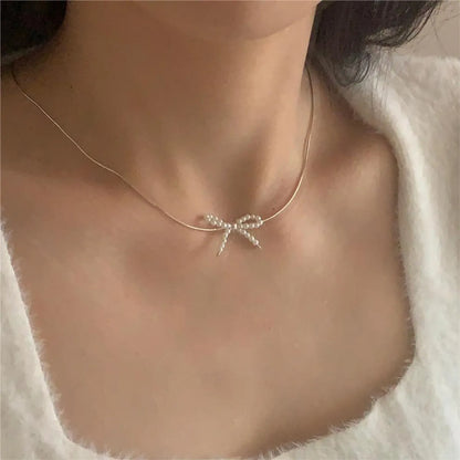 Sterling Silver Simple Style Bow Knot Pendant Necklace