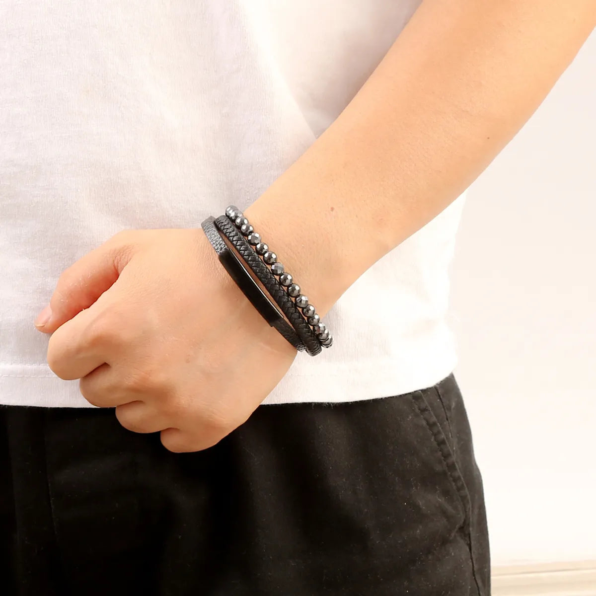 Streetwear Geometric Pu Leather Alloy Men'S Bangle