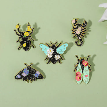 Streetwear Insect Alloy Plating Unisex Brooches