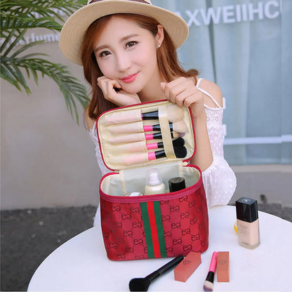 Streetwear Letter Polyester Square Makeup Bags