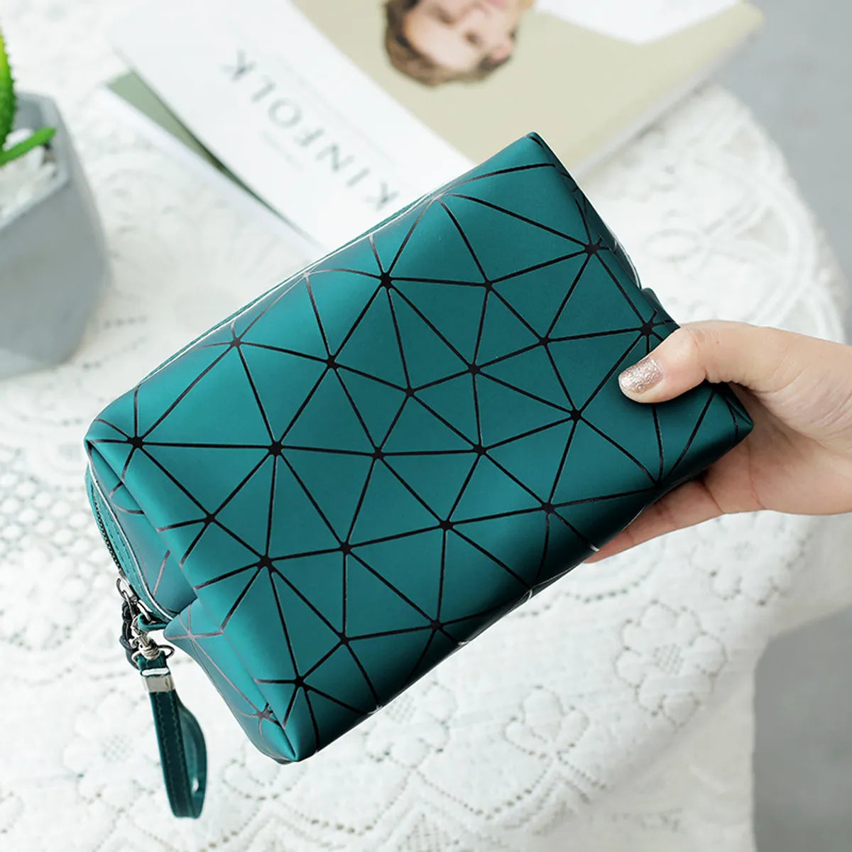 Streetwear Lingge Pu Leather Square Makeup Bags