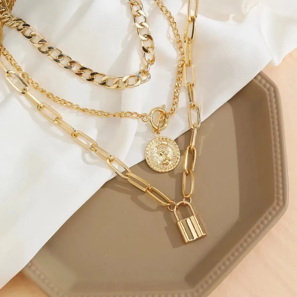 Streetwear Lock Alloy Plating Women's Layered Necklaces